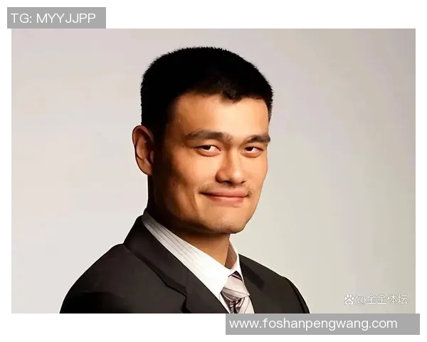姚明健身成果显著胸肌训练的励志图片分享