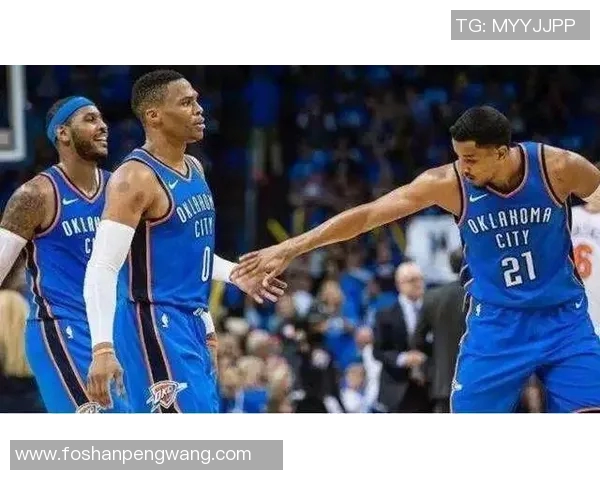 姚明与保罗的篮球传奇裤子故事揭示运动员背后的不为人知的辛酸与坚持