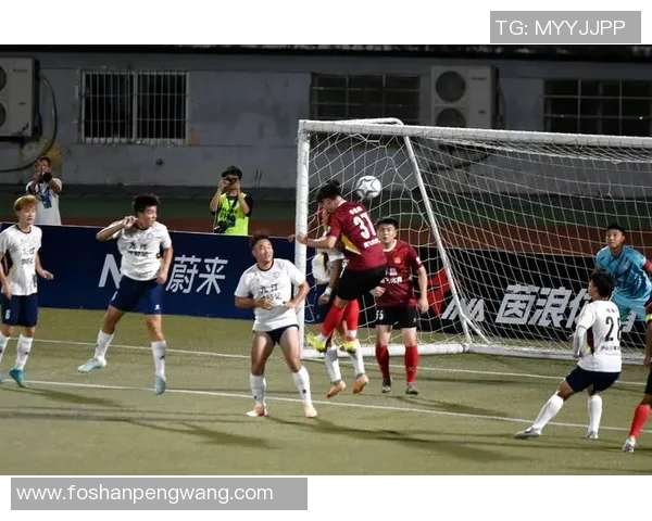 80后眼中的足球明星魅力与影响力探讨与回忆 80后眼中的足球明星魅力与影响力探讨与回忆