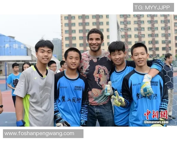 全球足球巨星动态揭秘最新赛季表现与转会消息一览 全球足球巨星动态揭秘最新赛季表现与转会消息一览