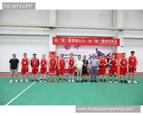 篮球明星合影特效图展现运动魅力与团队精神的完美结合 篮球明星合影特效图展现运动魅力与团队精神的完美结合
